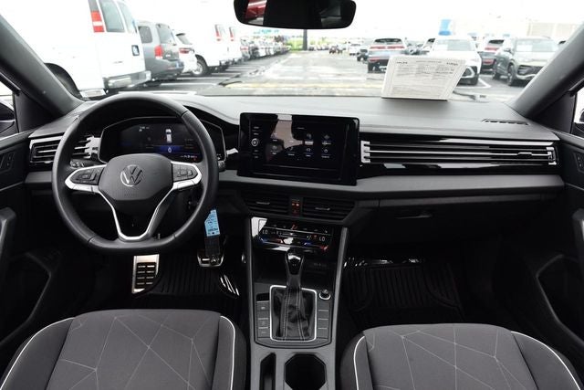 2025 Volkswagen Jetta 1.5T Sport