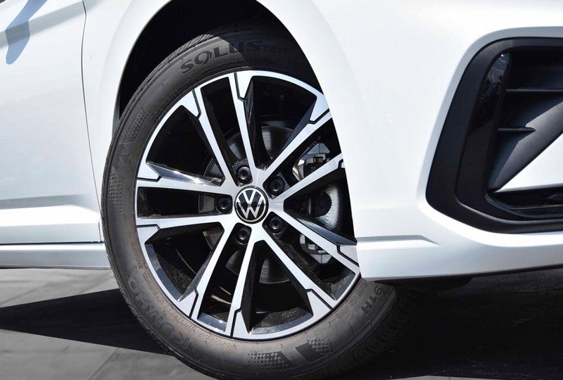 2025 Volkswagen Jetta Sport Auto