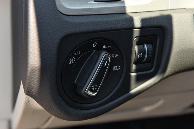 2015 Volkswagen Golf SportWagen SE