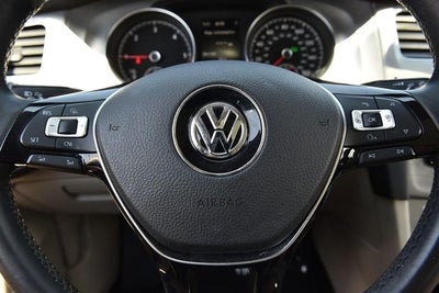 2015 Volkswagen Golf SportWagen SE