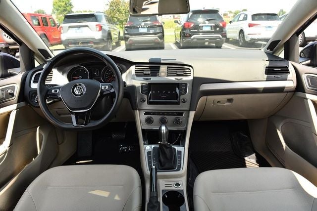 2015 Volkswagen Golf SportWagen SE
