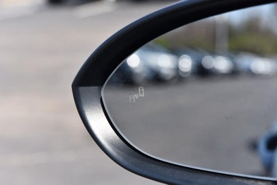 2025 Volkswagen Jetta SE Auto