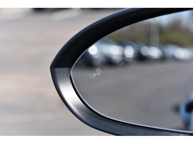 2025 Volkswagen Jetta SE Auto