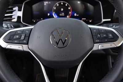 2025 Volkswagen Jetta SE Auto