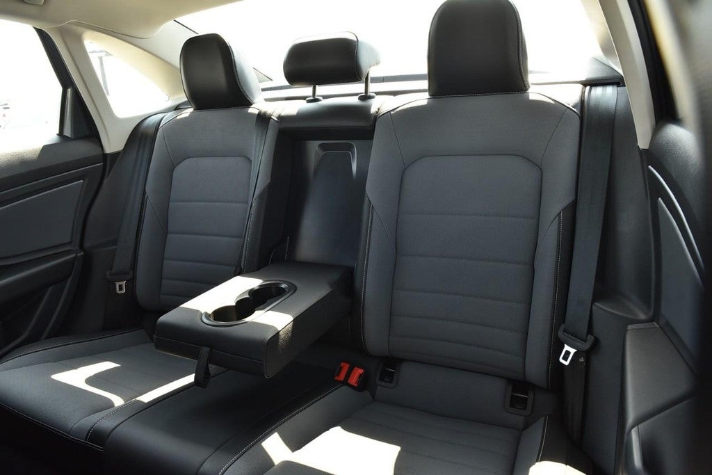 2025 Volkswagen Jetta SE Auto