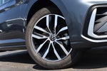 2025 Volkswagen Jetta SE Auto