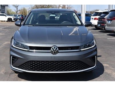 2025 Volkswagen Jetta SE Auto