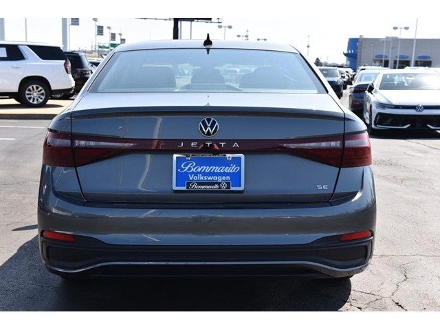 2025 Volkswagen Jetta SE Auto