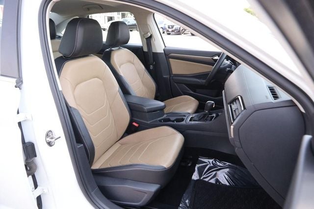 2019 Volkswagen Jetta SEL Premium