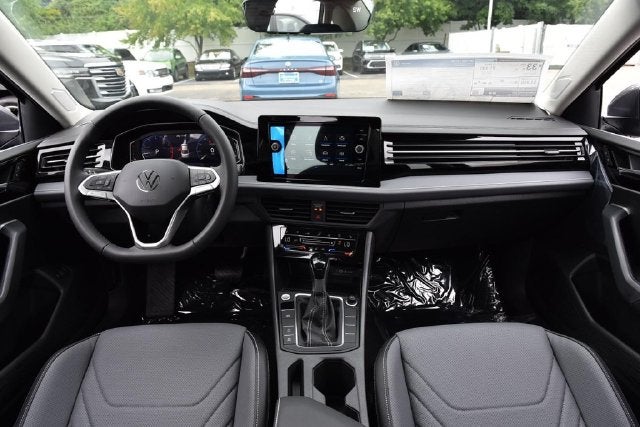 2027 Volkswagen Jetta SEL FWD