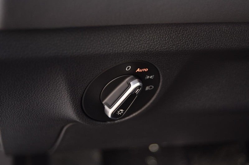 2026 Volkswagen Jetta SEL Auto