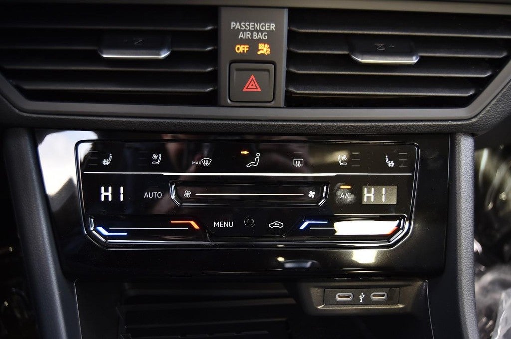 2026 Volkswagen Jetta SEL Auto