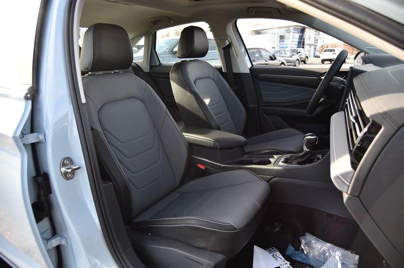 2026 Volkswagen Jetta SEL Auto