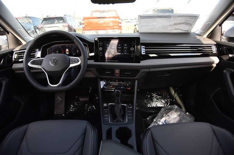 2026 Volkswagen Jetta SEL Auto