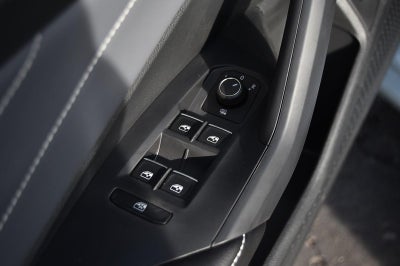 2026 Volkswagen Jetta SEL Auto