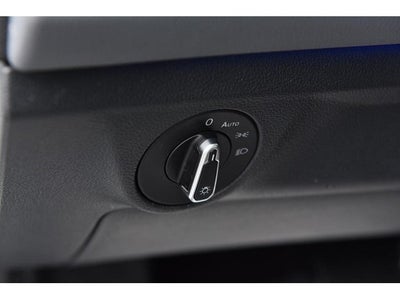 2025 Volkswagen Jetta SEL Auto