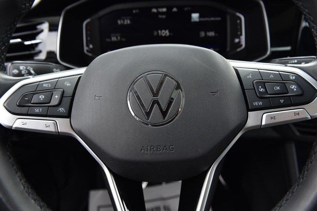 2025 Volkswagen Jetta SEL Auto