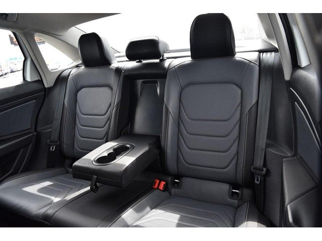 2025 Volkswagen Jetta SEL Auto