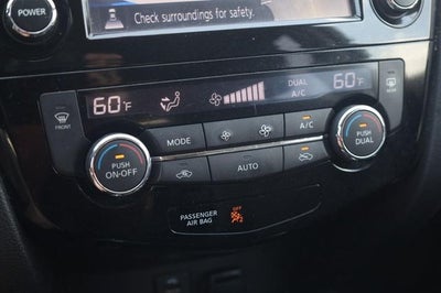 2016 Nissan Rogue SL AWD Premium Package