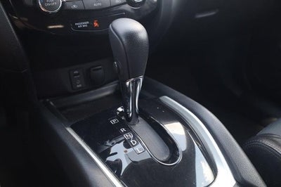 2016 Nissan Rogue SL AWD Premium Package