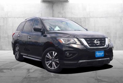 2019 Nissan Pathfinder SV