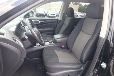 2019 Nissan Pathfinder SV