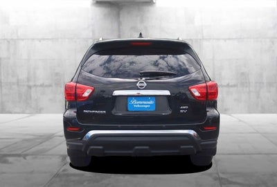 2019 Nissan Pathfinder SV
