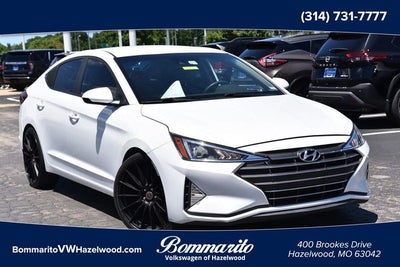 2020 Hyundai Elantra SE