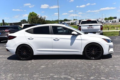 2020 Hyundai Elantra SE