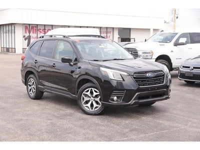 2022 Subaru Forester Premium