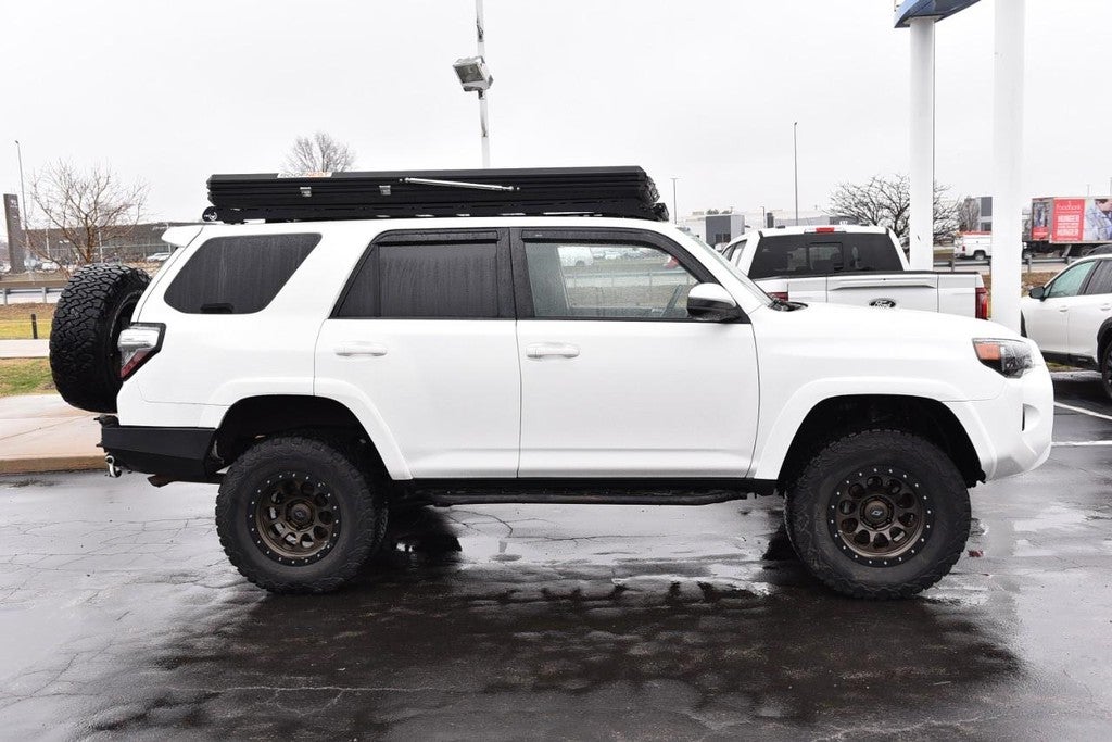 2016 Toyota 4Runner 4WD 4dr V6 SR5 (Natl)