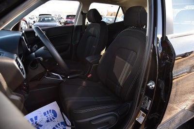 2024 Hyundai Venue SEL IVT