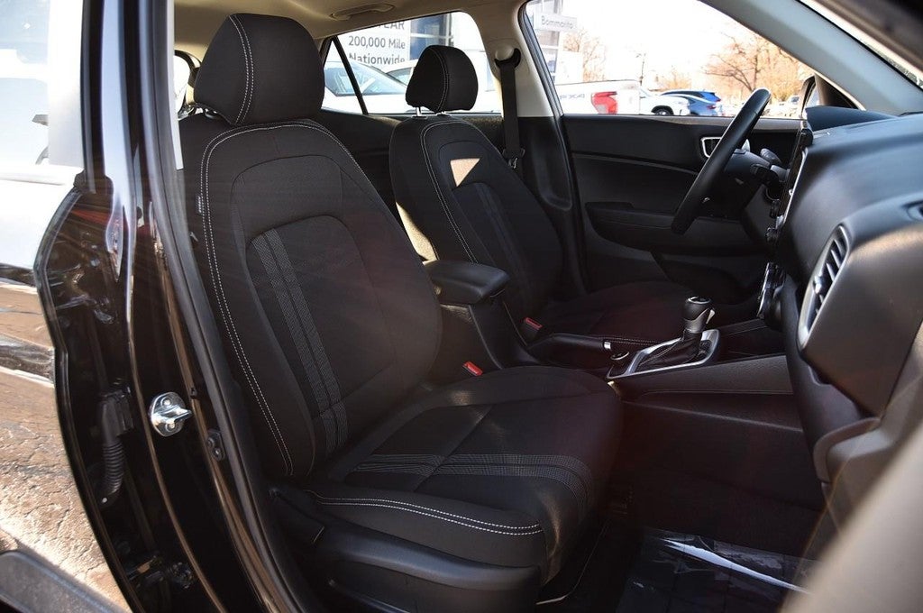 2024 Hyundai Venue SEL IVT