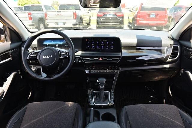 2024 Kia Seltos S IVT AWD