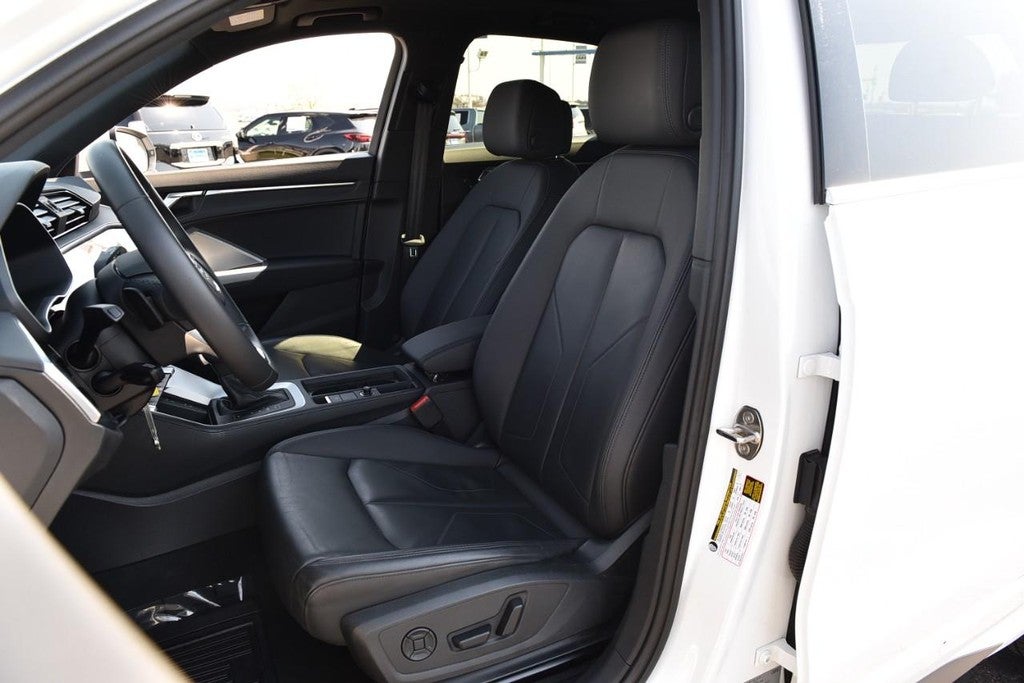 2025 Audi Q3 S line Premium 45 TFSI quattro