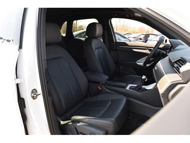 2025 Audi Q3 S line Premium 45 TFSI quattro