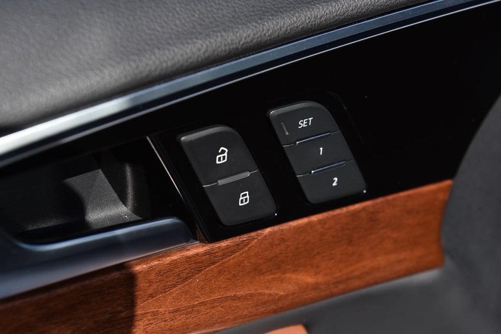 2023 Audi A4 Sedan Premium 40 TFSI quattro