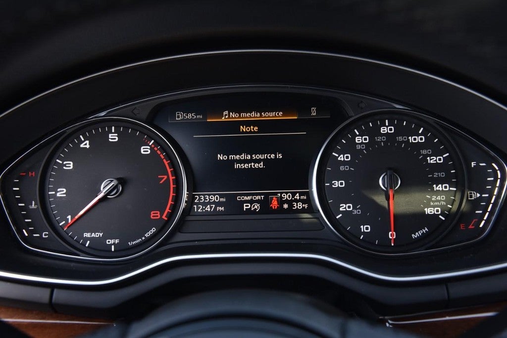 2023 Audi A4 Sedan Premium 40 TFSI quattro