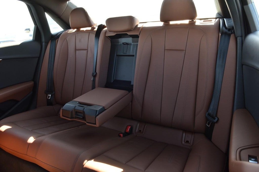 2023 Audi A4 Sedan Premium 40 TFSI quattro