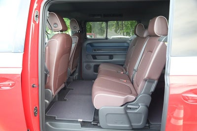 2025 Volkswagen ID. Buzz Pro S RWD w/Two-Tone