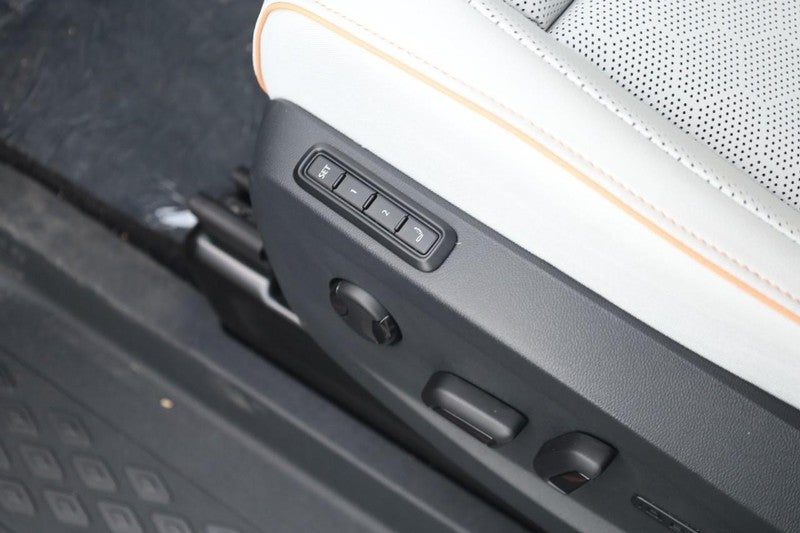 2025 Volkswagen ID BUZZ PRO S RWD