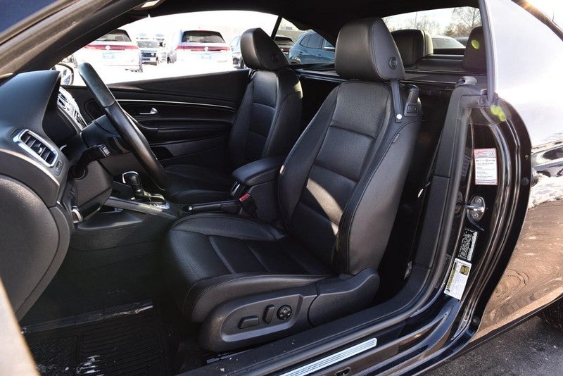 2014 Volkswagen EOS 2dr Conv Sport