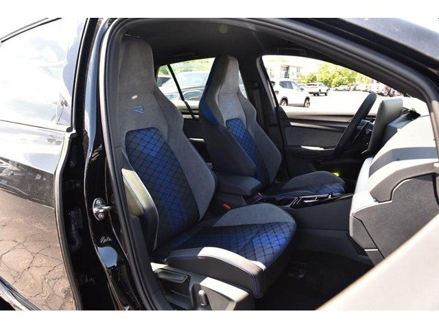2026 Volkswagen Golf R 2.0T