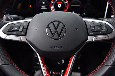 2025 Volkswagen Golf GTI 2.0T SE DSG