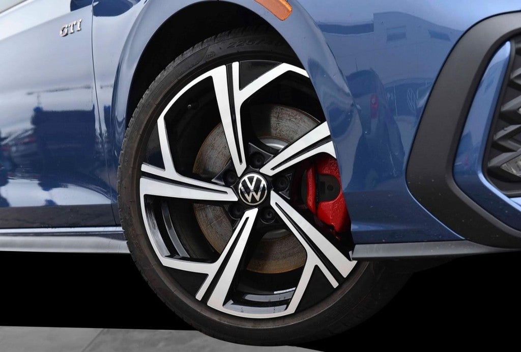 2025 Volkswagen Golf GTI 2.0T SE DSG