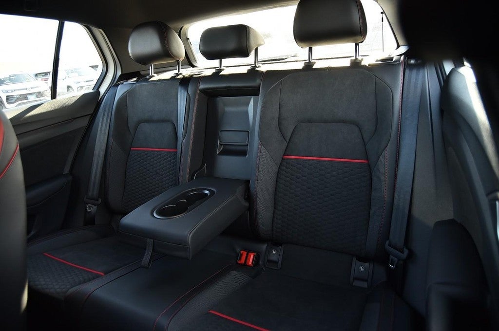 2026 Volkswagen Golf GTI 2.0T SE DSG