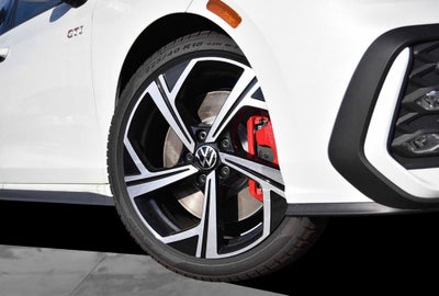 2026 Volkswagen Golf GTI 2.0T SE DSG