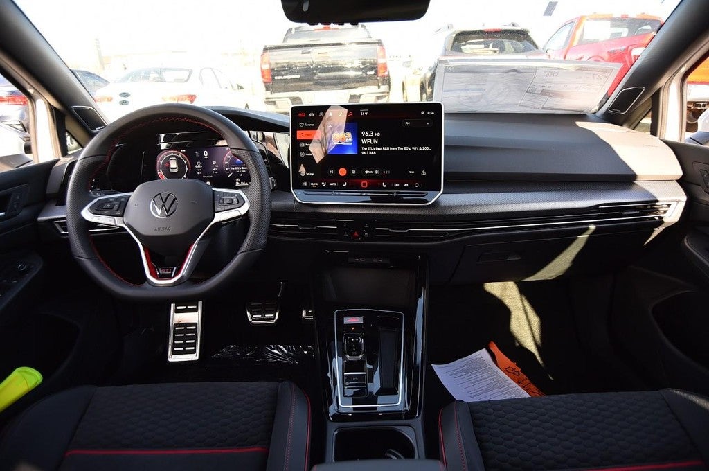 2026 Volkswagen Golf GTI 2.0T SE DSG