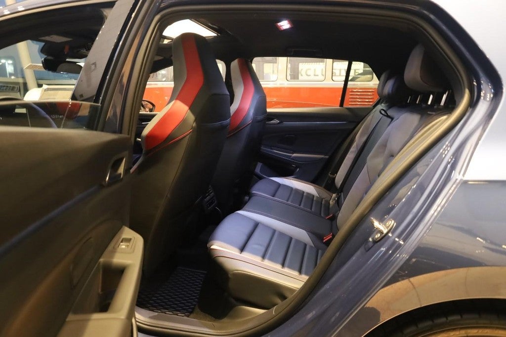 2026 Volkswagen Golf GTI 2.0T Autobahn DSG