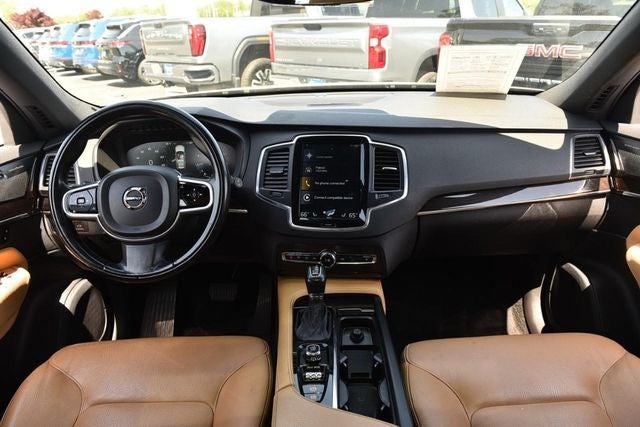 2019 Volvo XC90 T6 Momentum